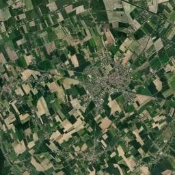 Vue aérienne des environs de Camping des Pyramides