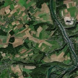 Vue aérienne des environs de Camping de Devant-Bouvigness