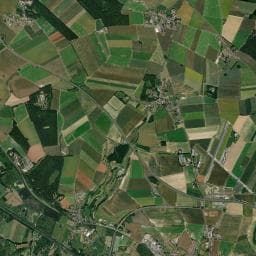 Vue aérienne des environs de Camping Le Château des Tilleuls