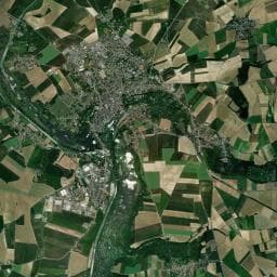 Vue aérienne des environs de Aire de camping-car à Bussu