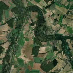 Vue aérienne des environs de Camping de la Vallée de l'Avre