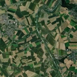 Vue aérienne des environs de Camping de la Source