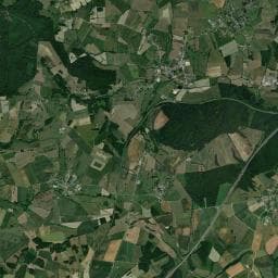 Vue aérienne des environs de Aire de camping-car à Raillicourt