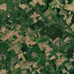 Vue aérienne des environs de Aire d'Accueil de Camping Car au Domaine du Mont Hulin