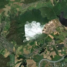 Vue aérienne des environs de Camping du Port