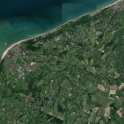 Vue aérienne des environs de Camping du Golf