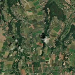 Vue aérienne des environs de La Roulotte Rouge de Lytavis