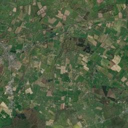 Vue aérienne des environs de Aire de camping car Privée au tronquay