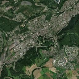 Vue aérienne des environs de Aire de camping-car à Folkling