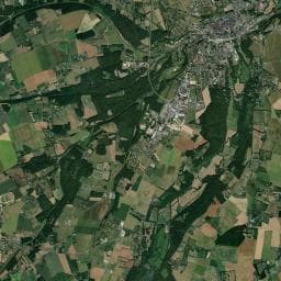 Vue aérienne des environs de Aire de Camping car park - Bernay