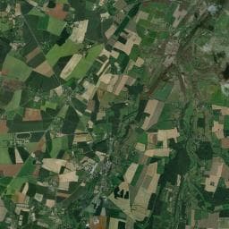 Vue aérienne des environs de Aire Naturelle La Planchette