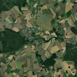 Vue aérienne des environs de Camping Les Berges de l'Iton