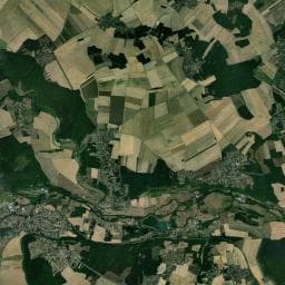 Vue aérienne des environs de Aire de camping-car au camping de Vert-en-Drouais