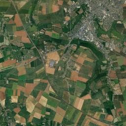 Vue aérienne des environs de Camping Municipal de la Noë
