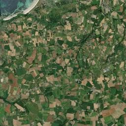 Vue aérienne des environs de Place Jean Diable Bianeis au bourg du Grouaneg