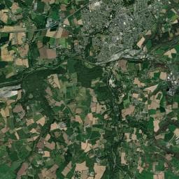 Vue aérienne des environs de Aire de camping-car à Landivisiau (3)