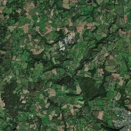 Vue aérienne des environs de Camping Municipal de La Verte Vallée