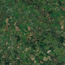 Vue aérienne des environs de Camping de La Feuillée