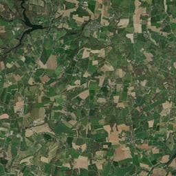 Vue aérienne des environs de Camping municipal (2)