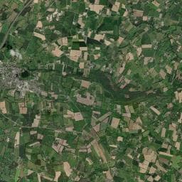 Vue aérienne des environs de Camping de Saint-Aubin du Cormier