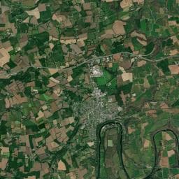 Vue aérienne des environs de Camping Municipal de Penn Ar Pont