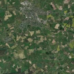 Vue aérienne des environs de Camping municipal d'Évron