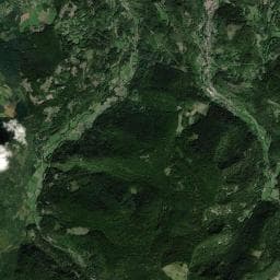 Vue aérienne des environs de Abri Claude RÉMY
