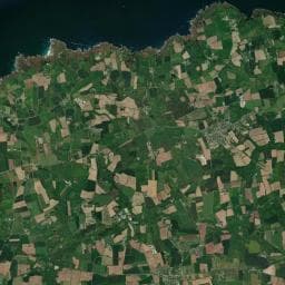 Vue aérienne des environs de Camping de la Baie de Douarnenez