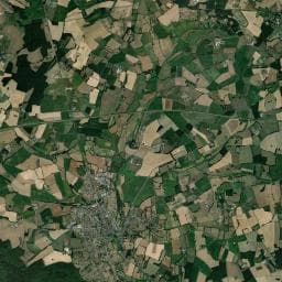 Vue aérienne des environs de Camping municipal de Vibraye