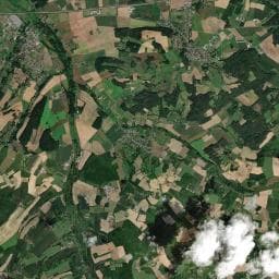 Vue aérienne des environs de Camping municipal de Dollon