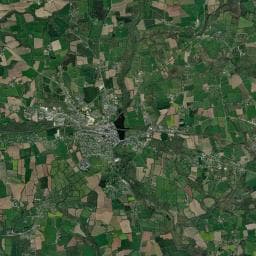 Vue aérienne des environs de Camping Municipal des 3 Etangs