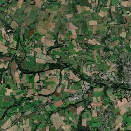 Vue aérienne des environs de Aire de camping-car de Josselin