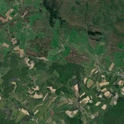 Vue aérienne des environs de Camping naturiste : Les étangs de Saint Pancras