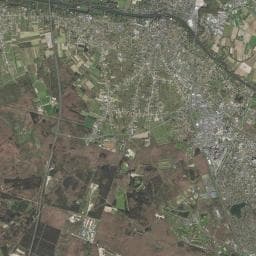 Vue aérienne des environs de Aire de camping-car à Saint-Denis-en-Val (2)