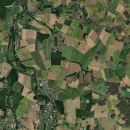 Vue aérienne des environs de Aire de stationnement camping-cars - Place du Pâtis