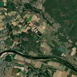 Vue aérienne des environs de Aire de camping-car à Sully-sur-Loire
