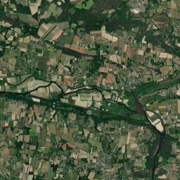 Vue aérienne des environs de Camping municipal de l'Île aux Pies