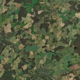 Vue aérienne des environs de Camping Municipal de Bléneau