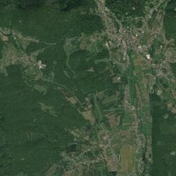 Vue aérienne des environs de Château de la Rosemontoise