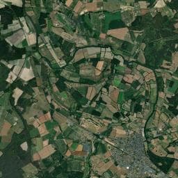 Vue aérienne des environs de Camping Au bord de Loir