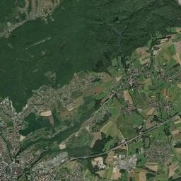 Vue aérienne des environs de CAMPING DE L ETANG DES FORGES