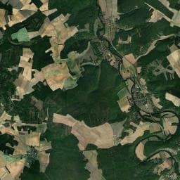 Vue aérienne des environs de Aire de camping-car à Arcy-sur-Cure