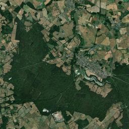 Vue aérienne des environs de Camping du Val Joyeux