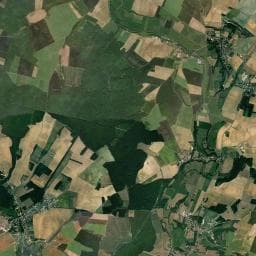 Vue aérienne des environs de Aire de camping-car à Fontaine-Française