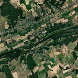 Vue aérienne des environs de Aire de stationnement pour camping-cars - Veuzain-sur-Loire
