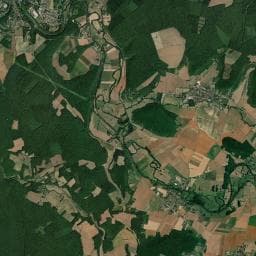 Vue aérienne des environs de Aire de camping-car à Clamecy