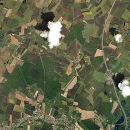 Vue aérienne des environs de Aire de camping-car à Spoy