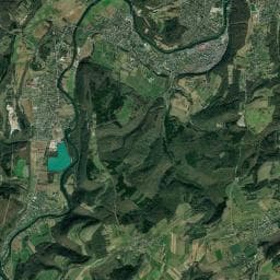 Vue aérienne des environs de Camping municipal des Grands Ansanges