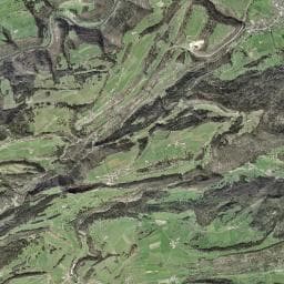 Vue aérienne des environs de Fontaine à Rebévelier