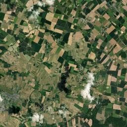 Vue aérienne des environs de AIRE DE STATIONNEMENT MARTIGNE BRIAND